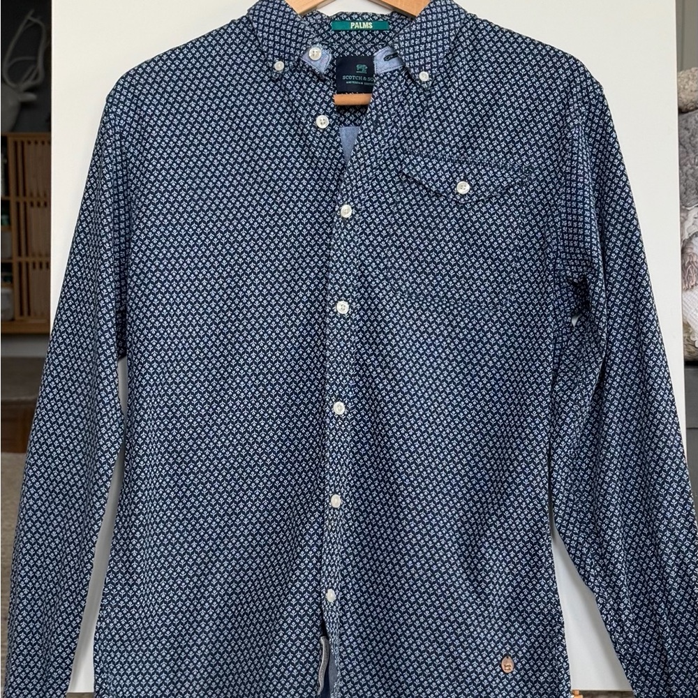 Scotch & Soda Classic Navy Button-Down Shirt with beautiful floral pattern